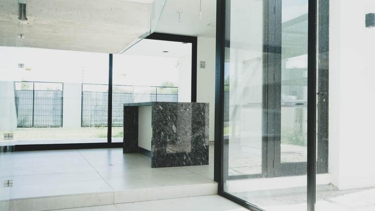 Rumi Black - Imagen 4